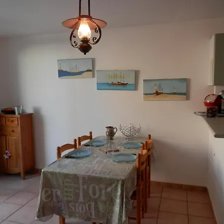 Holiday home Climatisee A Gruissan, Proche Grazel, 6 Pers, Parking Prive, Terrasse, Equipee - Fr-1-796-70