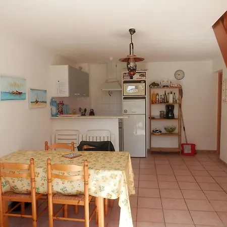 Holiday home Climatisee A Gruissan, Proche Grazel, 6 Pers, Parking Prive, Terrasse, Equipee - Fr-1-796-70 Gruissan
