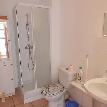 Climatisee A Gruissan, Proche Grazel, 6 Pers, Parking Prive, Terrasse, Equipee - Fr-1-796-70 Gruissan