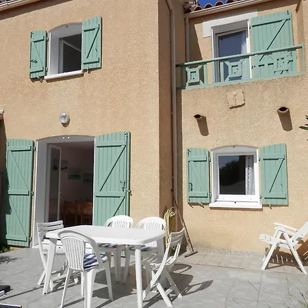 Climatisee A Gruissan, Proche Grazel, 6 Pers, Parking Prive, Terrasse, Equipee - Fr-1-796-70 * Gruissan